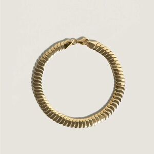 Women’s Gold Cobra Bracelet